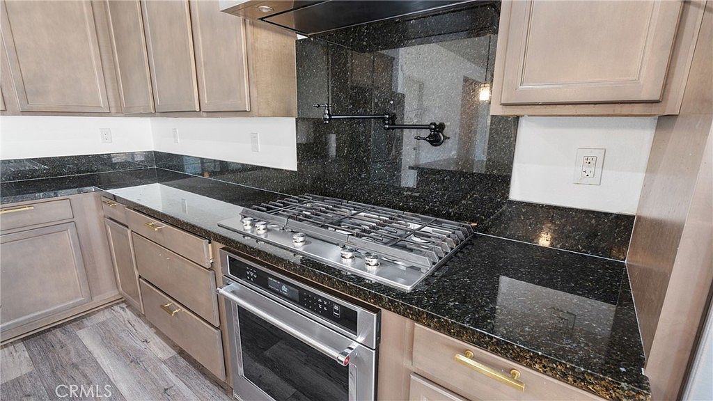 750 Green Ct Perris, CA 92571 - Thumbnail 5