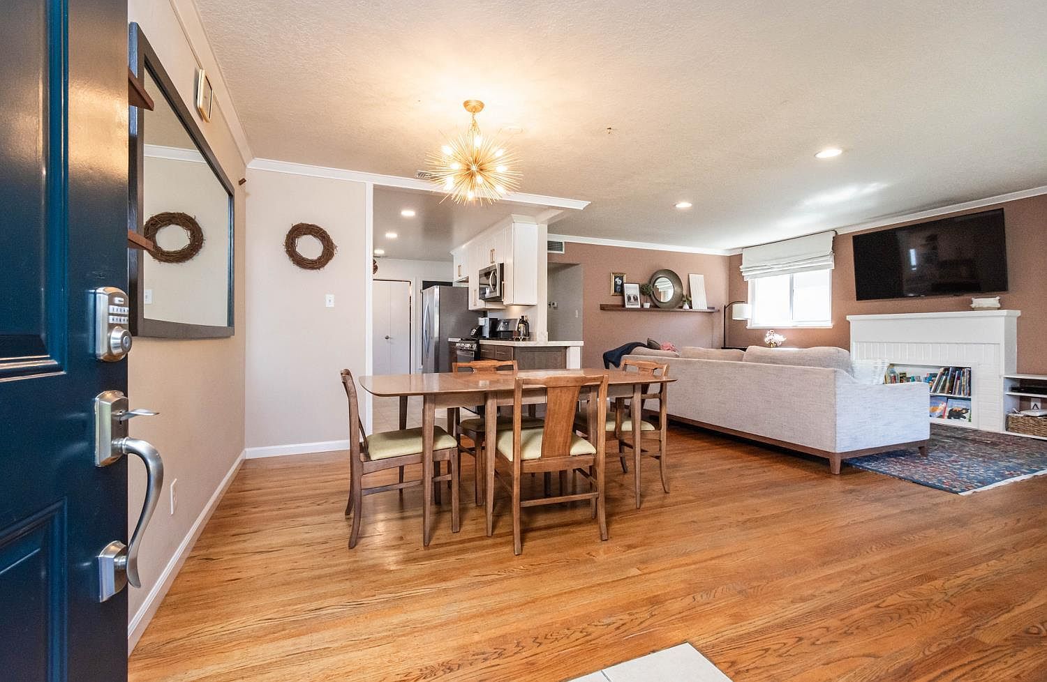 5004 Cypress Ave Carmichael, CA 95608 - Thumbnail 5