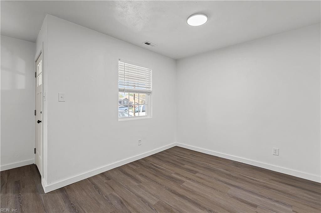 4617 Brookwood Ct APT B Suffolk, VA 23435 - Thumbnail 5