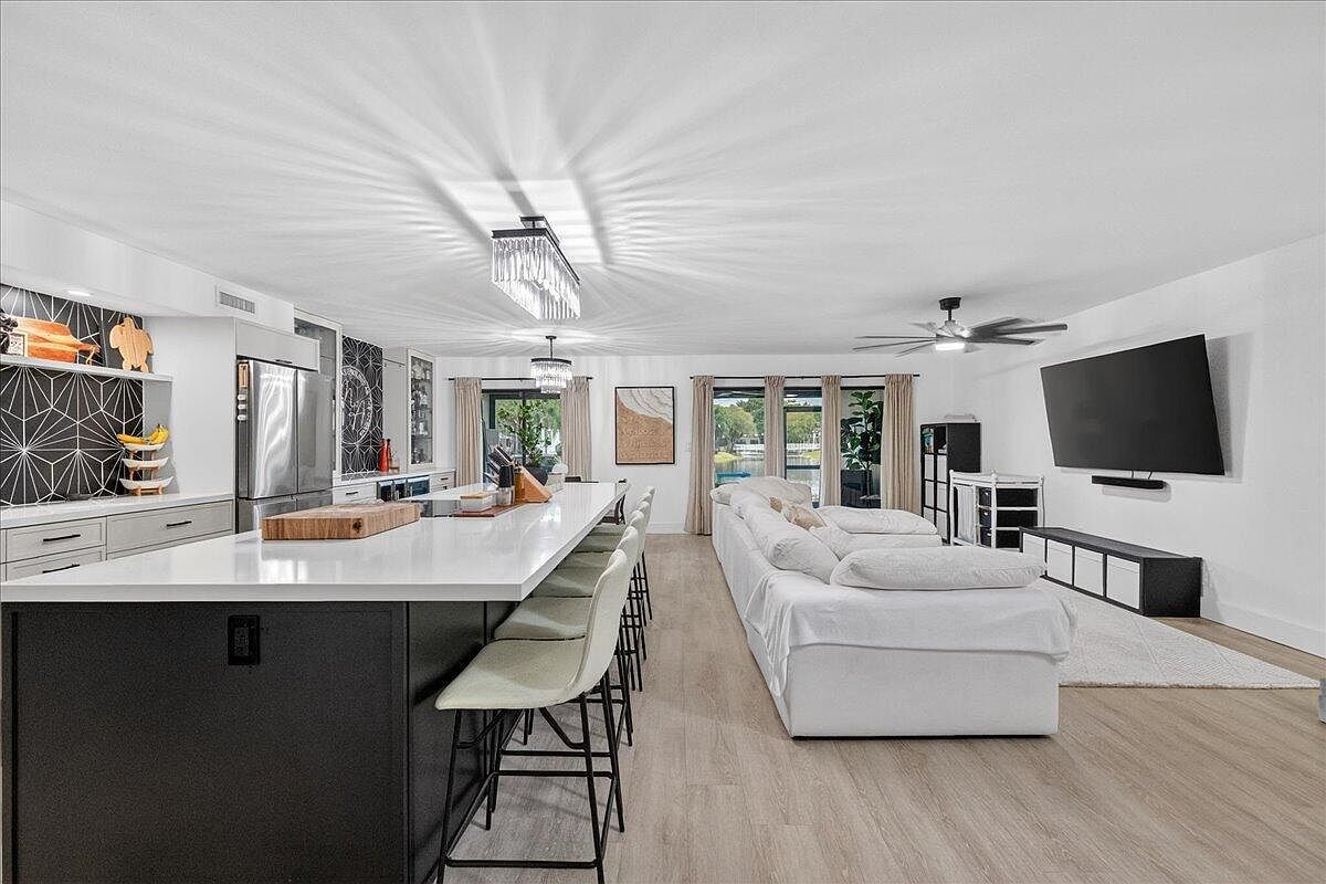 9729 N New River Canal Rd APT 628 Plantation, FL 33324 - Thumbnail 5