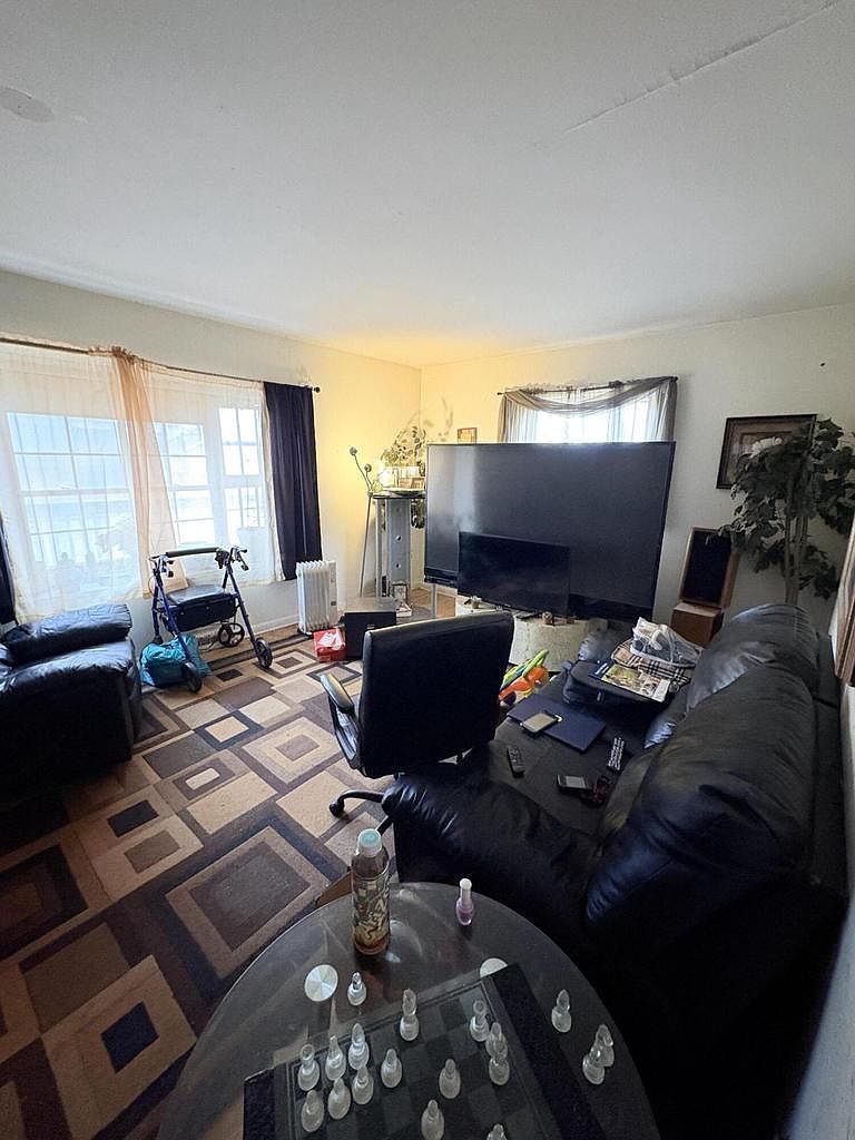 2048 N 35th St Milwaukee, WI 53208 - Thumbnail 5