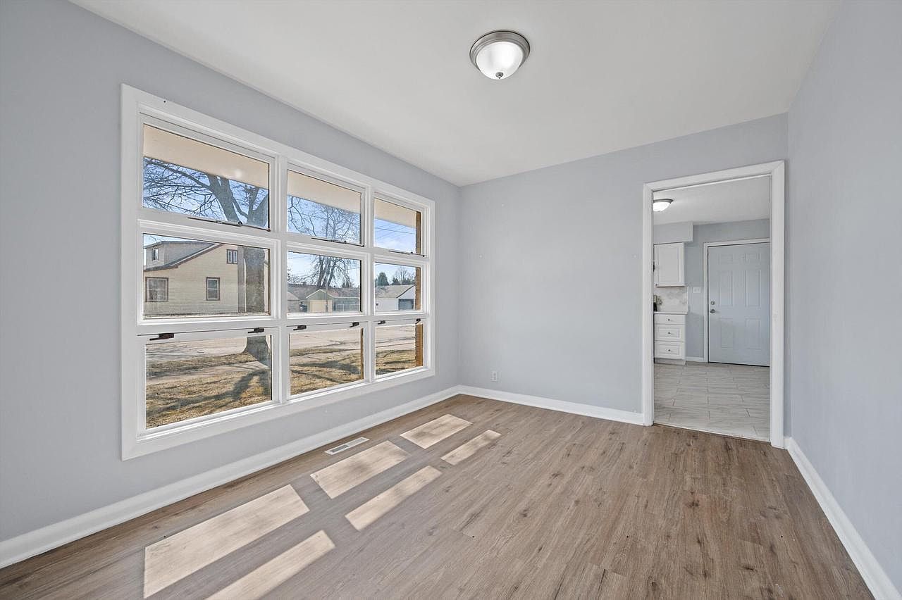 6500 W Glendale Ave Milwaukee, WI 53218 - Thumbnail 5