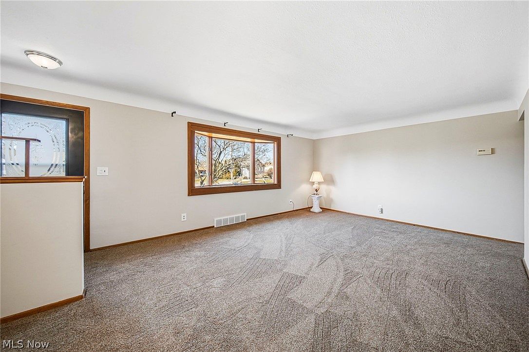 459 Cole Plz Eastlake, OH 44095 - Thumbnail 5