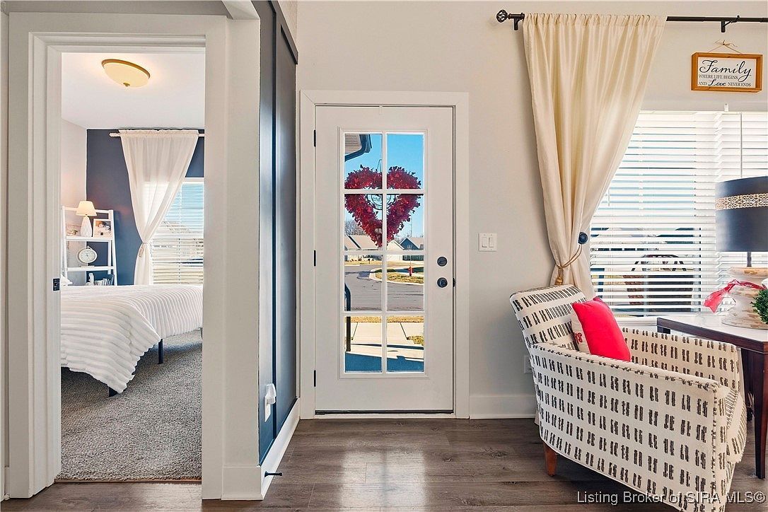 1240 Majestic Pass Jeffersonville, IN 47130 - Thumbnail 5