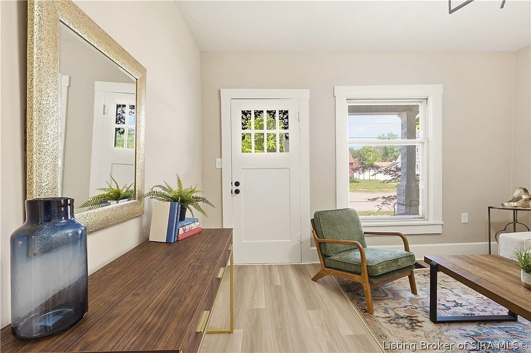 316 W Harrison Ave Clarksville, IN 47129 - Thumbnail 5