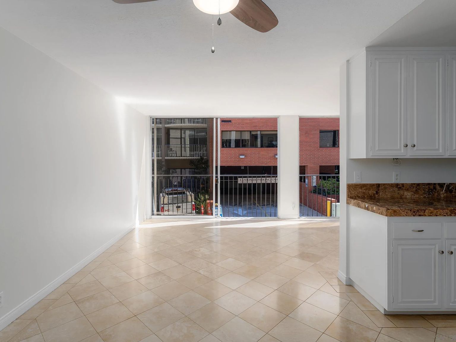 7811 Eads Ave Unit 206 La Jolla, CA 92037 - Thumbnail 5