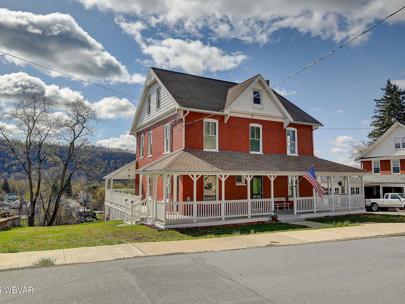 53 E Houston Ave Montgomery, PA 17752 - Thumbnail 5