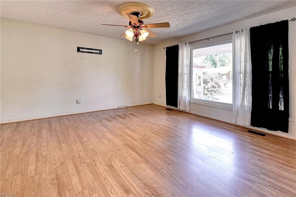 218 Tarleton Bivouac Williamsburg, VA 23185 - Thumbnail 5