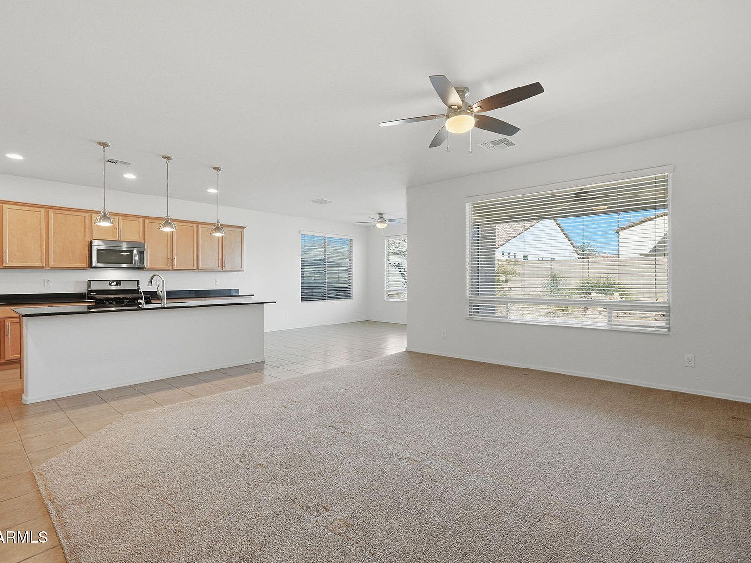 18472 W Marshall Ln Surprise, AZ 85388 - Thumbnail 5