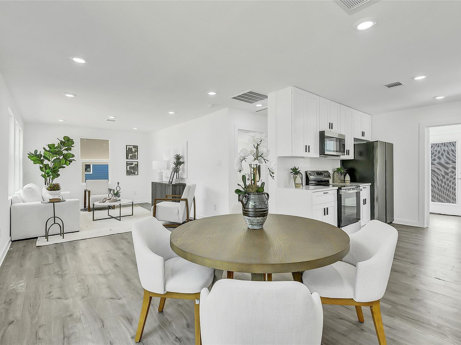 110 Harris Ct Houston, TX 77009 - Thumbnail 5