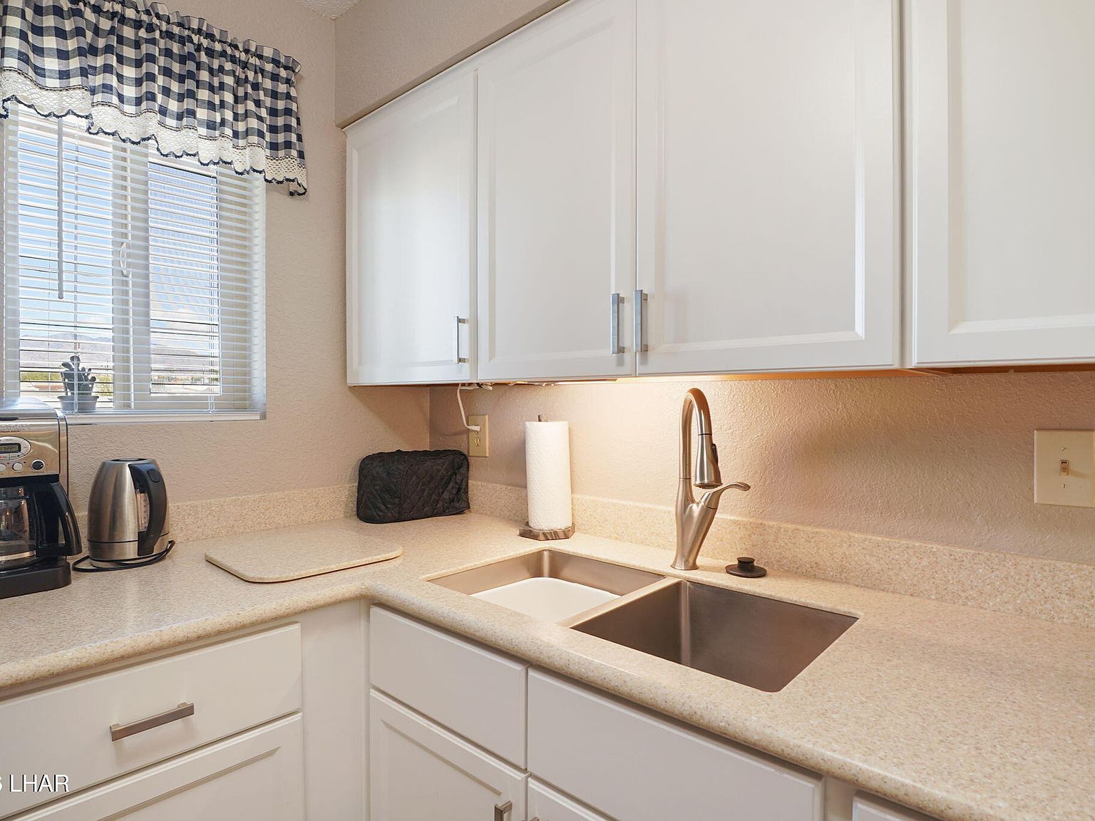 256 Lake Havasu Ave S APT B56 Lake Havasu City, AZ 86403 - Thumbnail 5