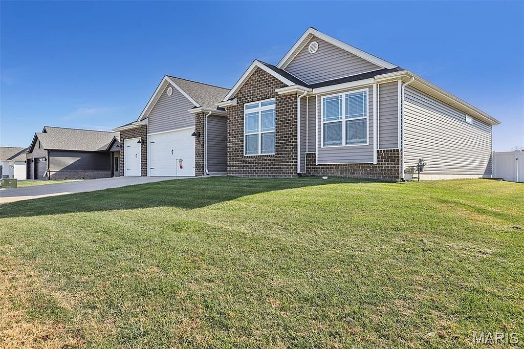 8446 Herrick Park Dr Troy, IL 62294 - Thumbnail 5