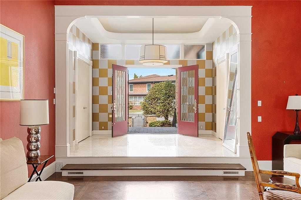 25 Linden Dr Providence, RI 02906 - Thumbnail 5