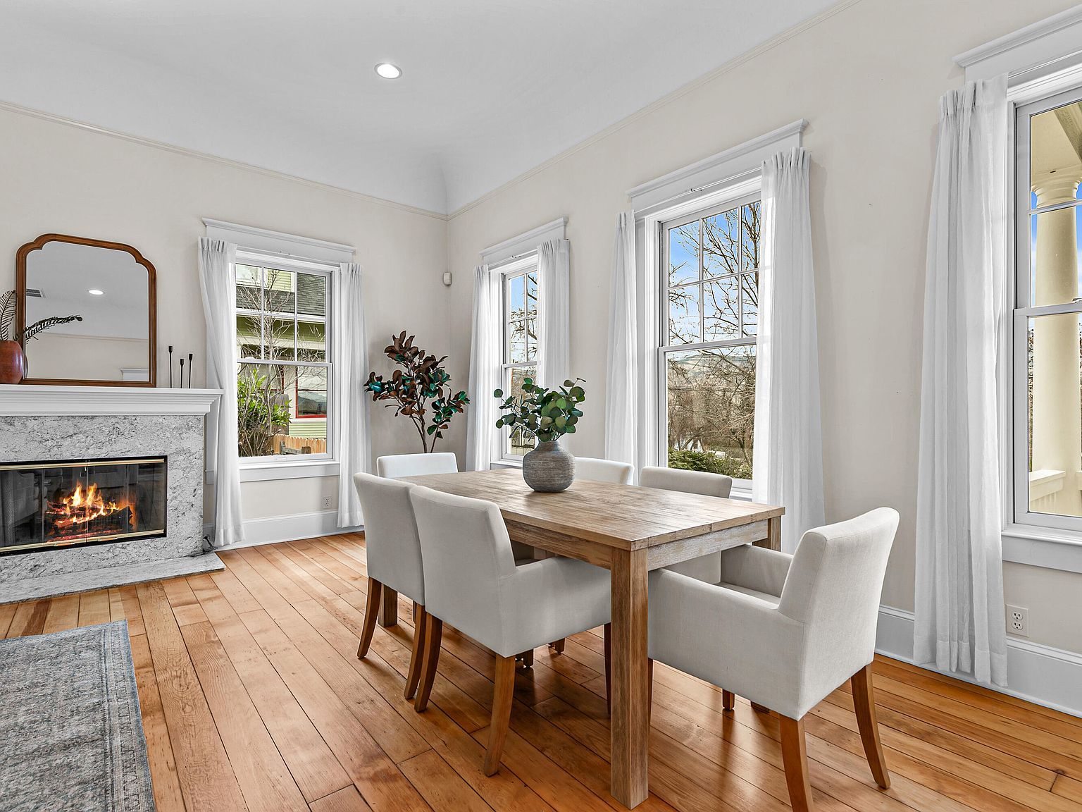 283 High St Ashland, OR 97520 - Thumbnail 5