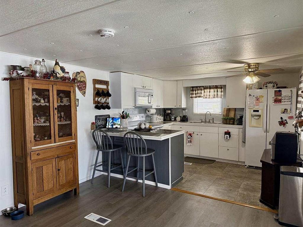 5516 Holiday Park Blvd North Port, FL 34287 - Thumbnail 5