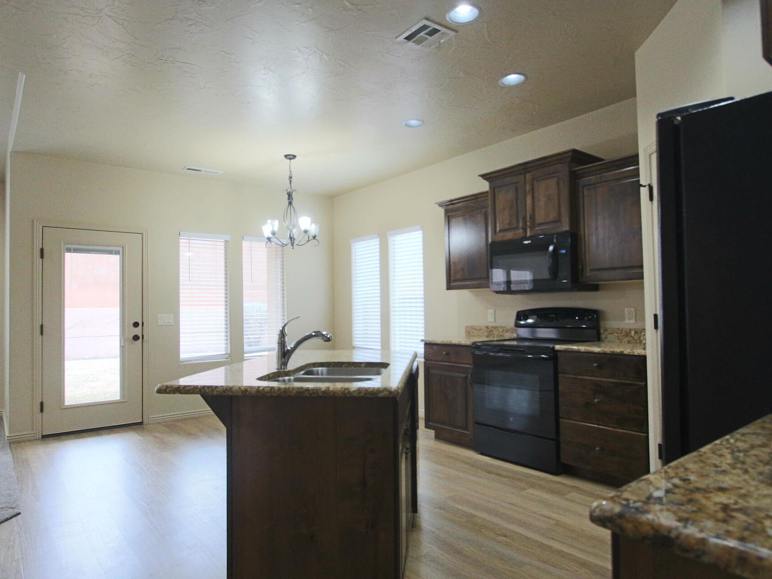 155 E Holly Way Washington, UT 84780 - Thumbnail 5