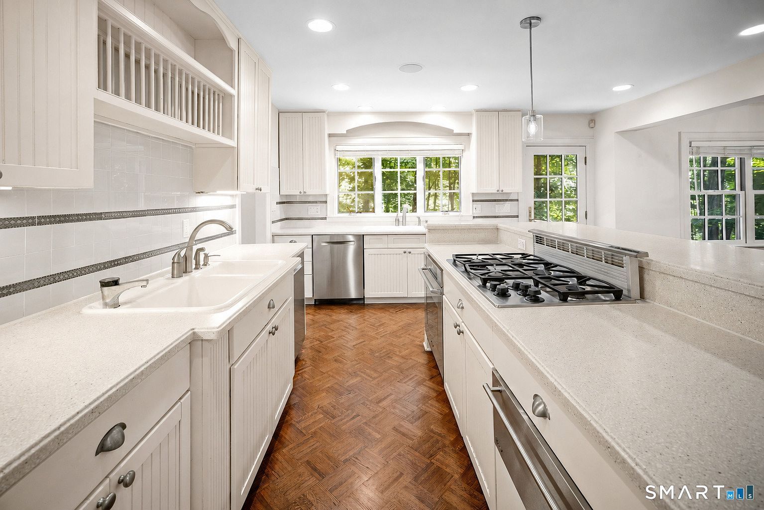 39 Powder Horn Hill Rd Wilton, CT 06897 - Thumbnail 5