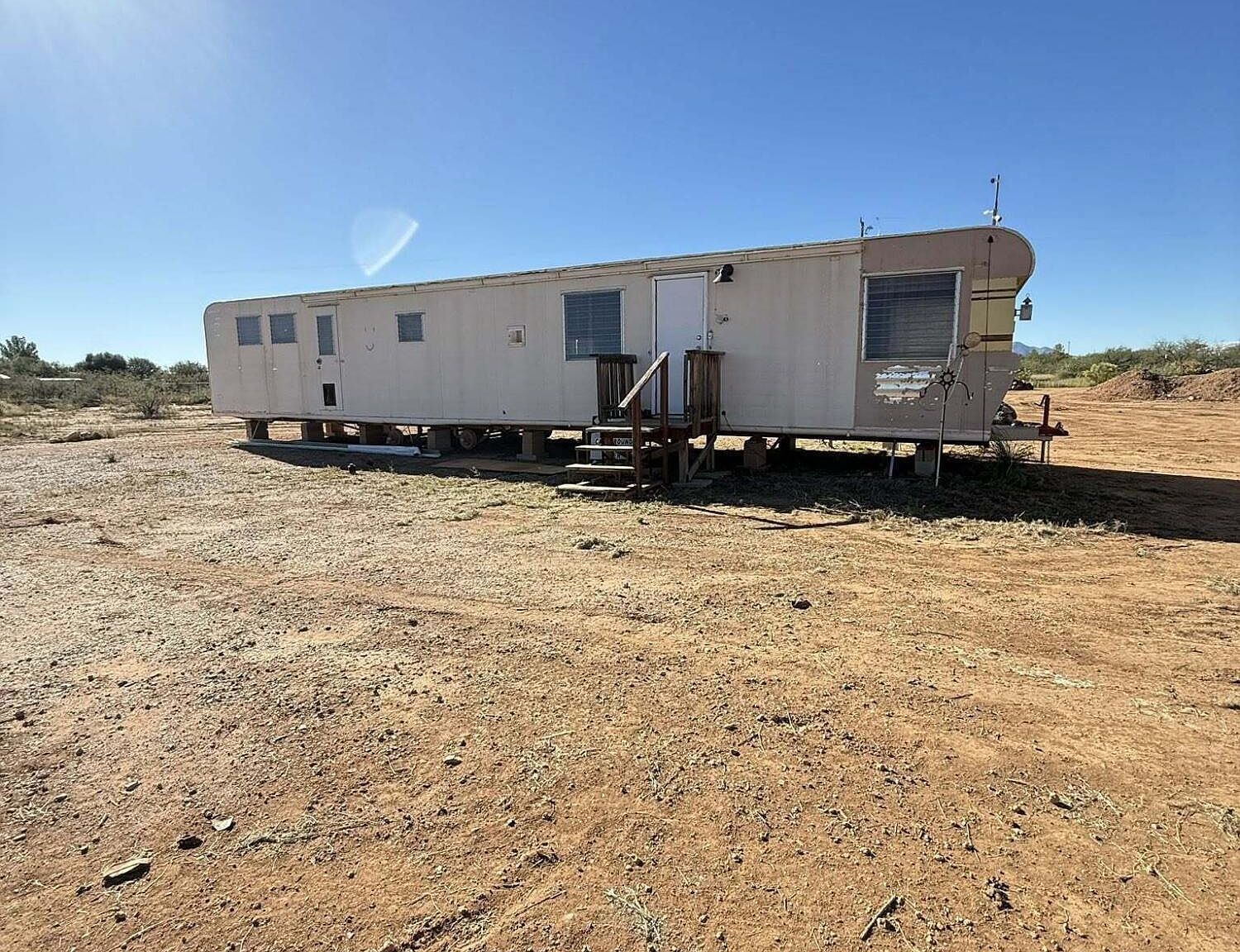 423 E Camino De Pampas Huachuca City, AZ 85616 - Thumbnail 5