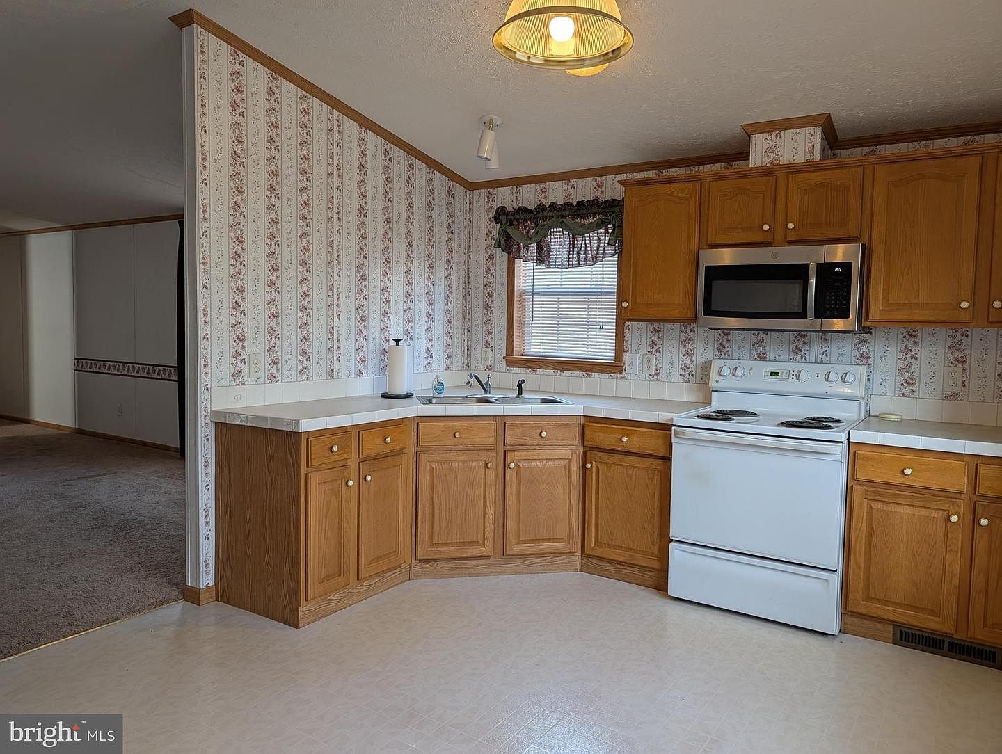 1039 Pine Cir Telford, PA 18969 - Thumbnail 5