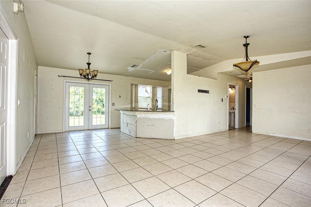 3501 38th St SW Lehigh Acres, FL 33976 - Thumbnail 5