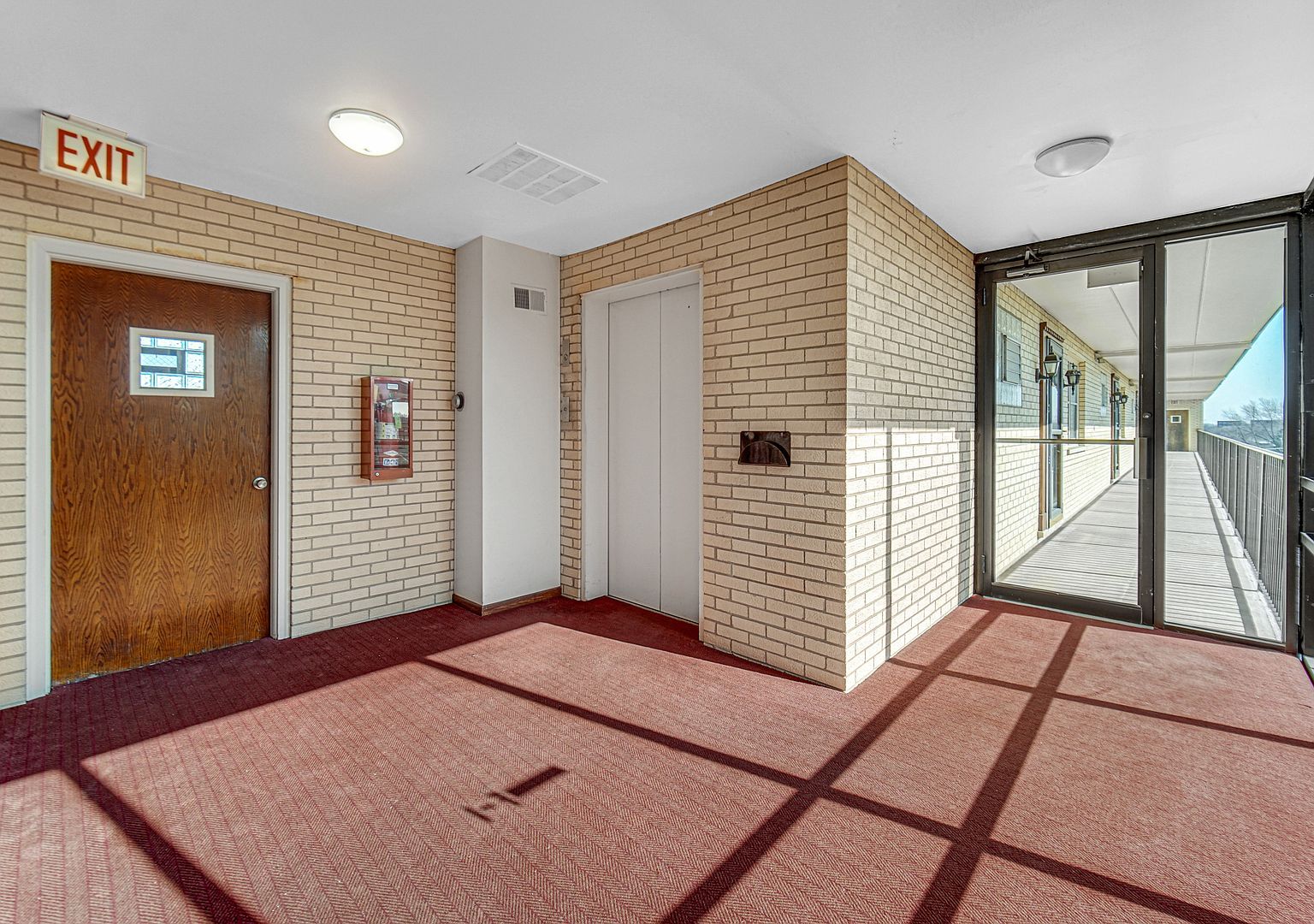 4572 N Milwaukee Ave APT 5H Chicago, IL 60630 - Thumbnail 5