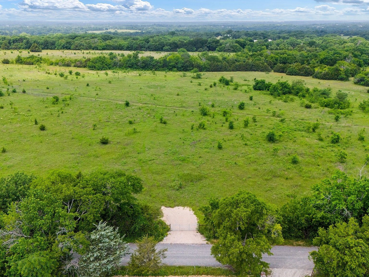 207 Possom Trot Hollow Rd Whitewright, TX 75491 - Thumbnail 5