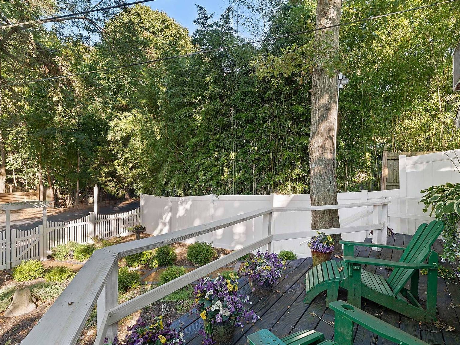 74 Richardson Ave East Hampton, NY 11937 - Thumbnail 5