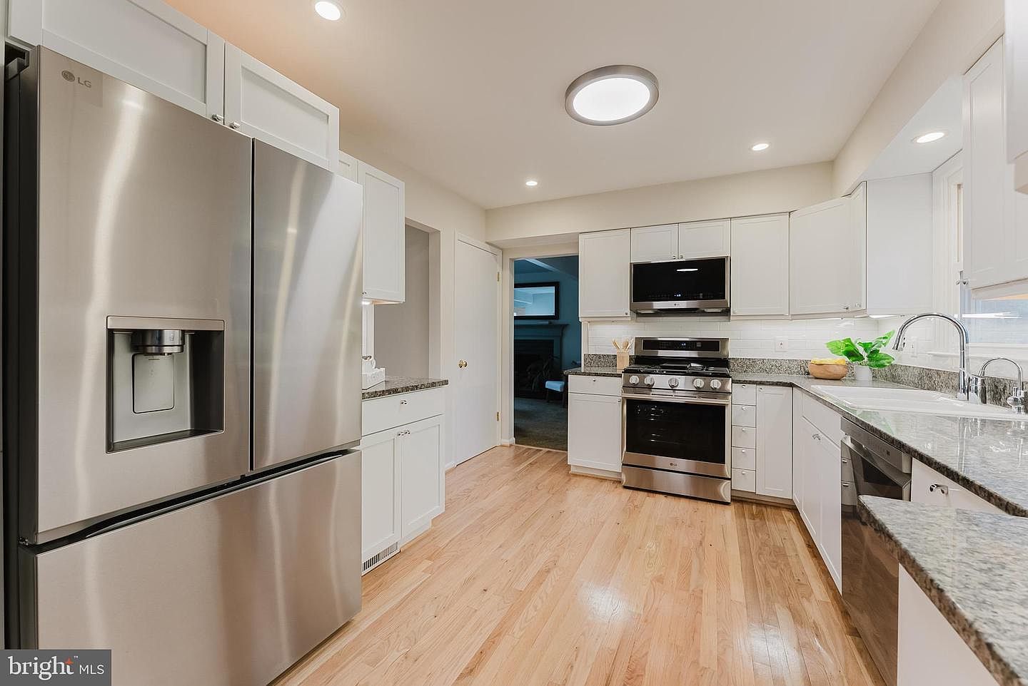 9010 Lake Braddock Dr Burke, VA 22015 - Thumbnail 5