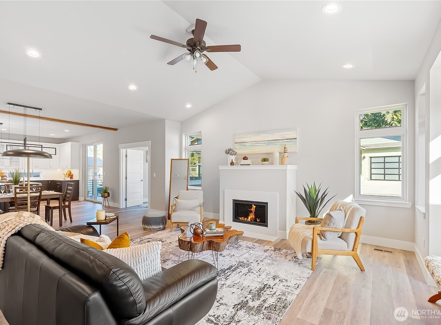 9077 Sea Mist Ln Blaine, WA 98230 - Thumbnail 5