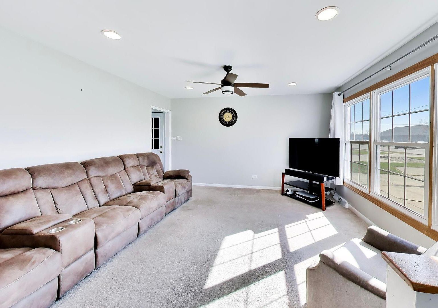 2N135 Bloomingdale Rd Glendale Heights, IL 60139 - Thumbnail 5