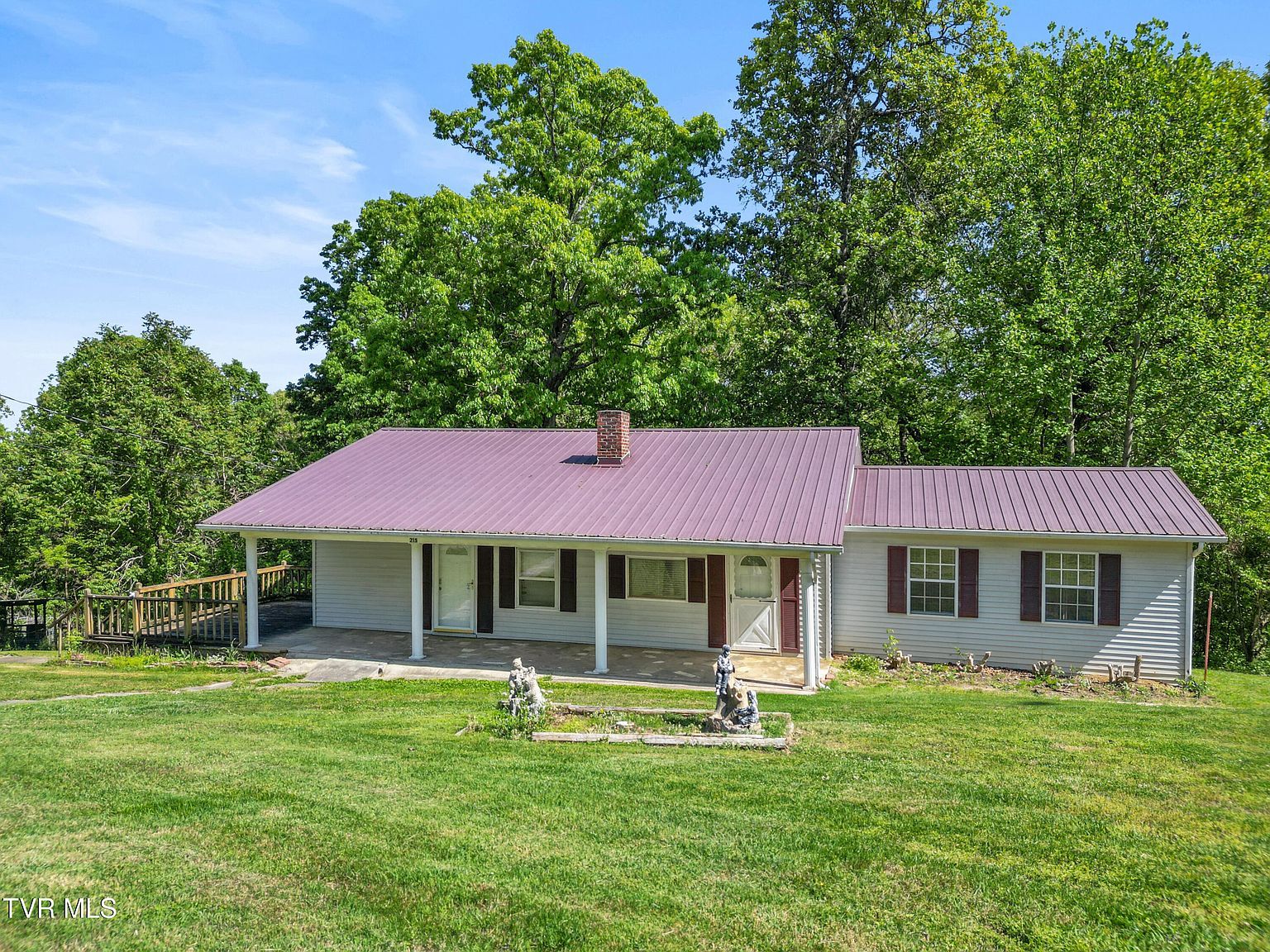 215 S Hickory Cir Greeneville, TN 37743 - Thumbnail 5