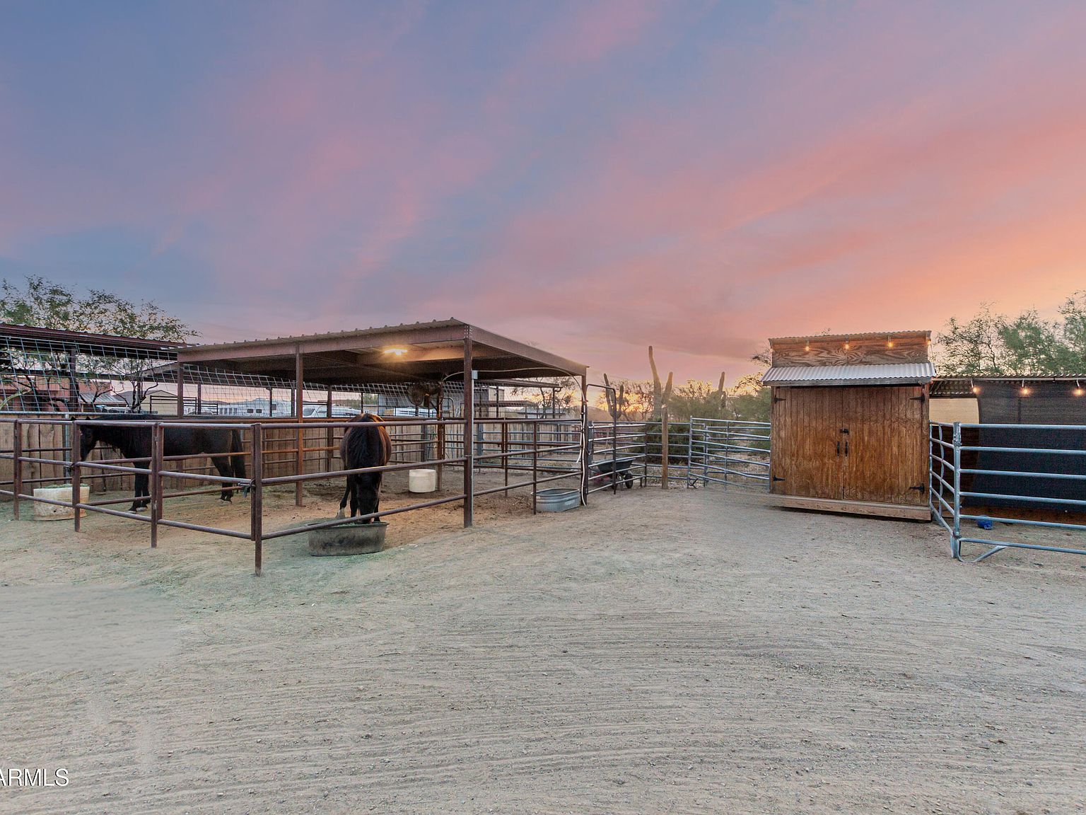 1939 E Primrose Path Phoenix, AZ 85086 - Thumbnail 5