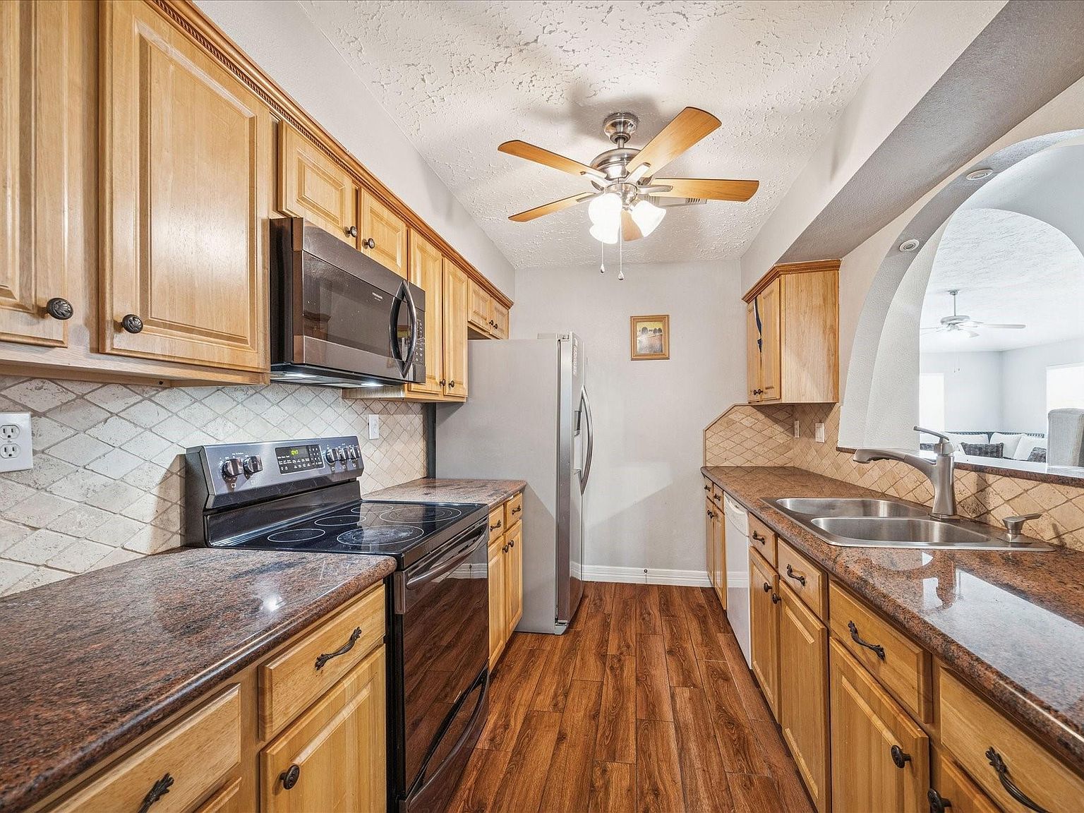 16147 New Field Dr Houston, TX 77082 - Thumbnail 5