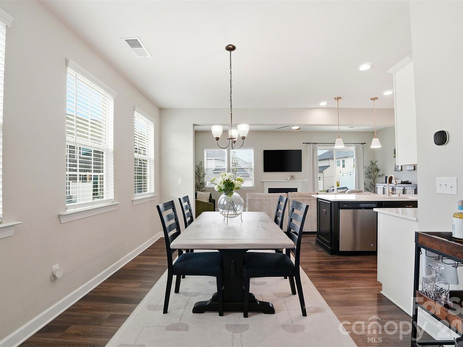 9258 Glenburn Ln Charlotte, NC 28278 - Thumbnail 5