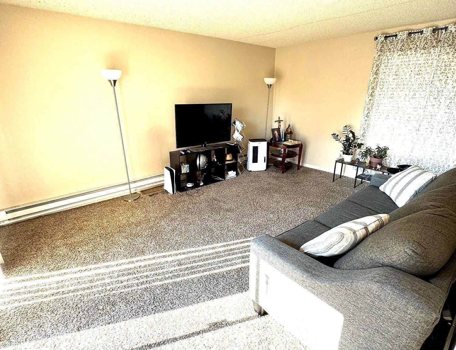 3949 Clear Acre Ln APT 284 Reno, NV 89512 - Thumbnail 5