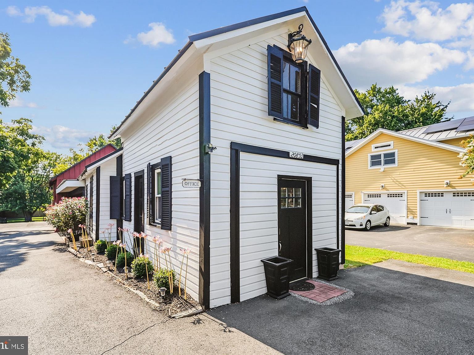 20857 Ashburn Rd Ashburn, VA 20147 - Thumbnail 5