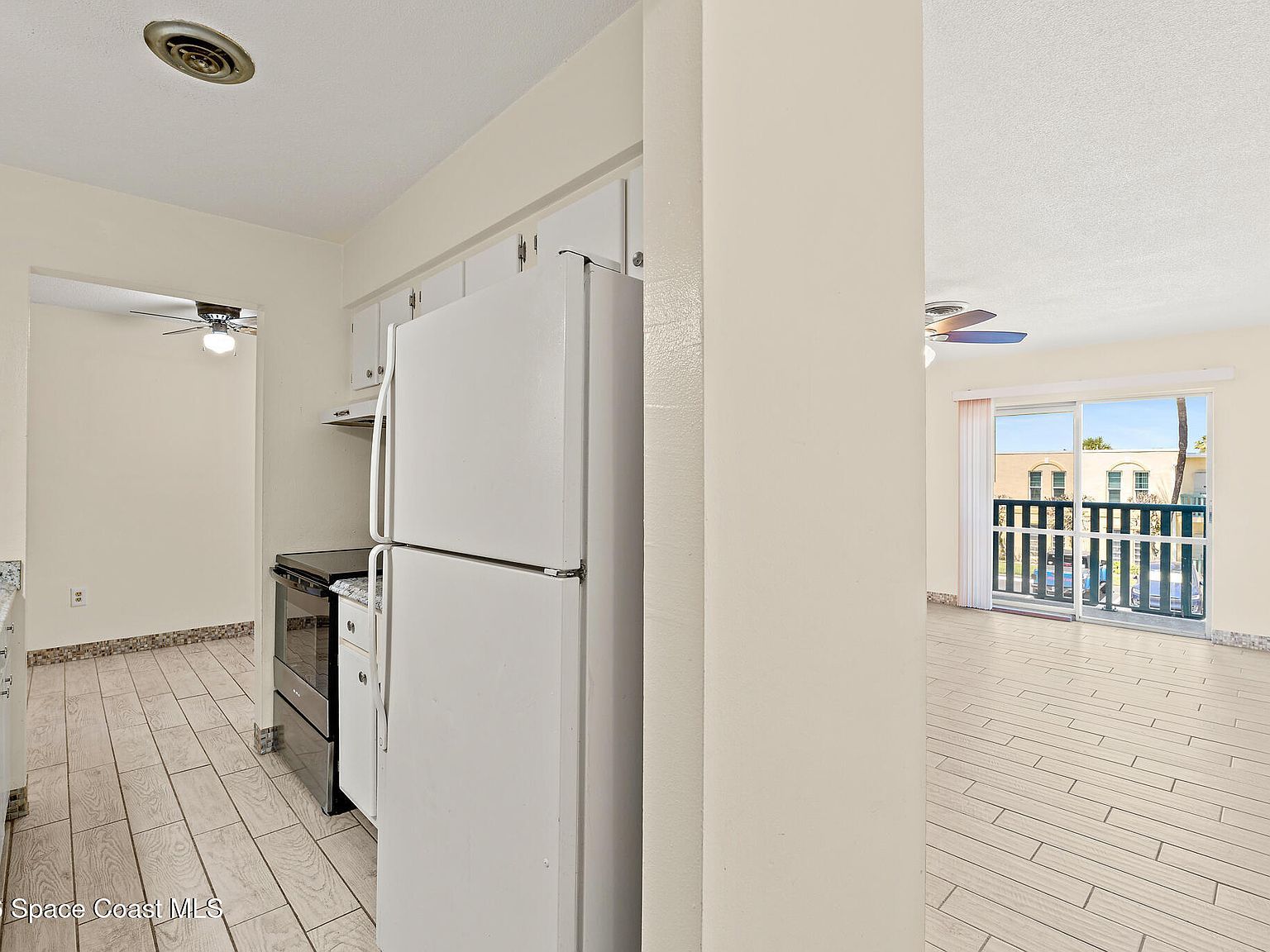 311 Taylor Ave APT G20 Cape Canaveral, FL 32920 - Thumbnail 5