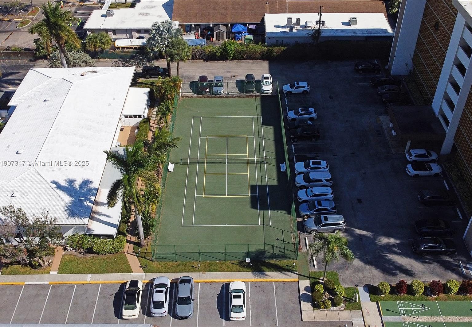 3040 NE 16th Ave APT 216 Oakland Park, FL 33334 - Thumbnail 5