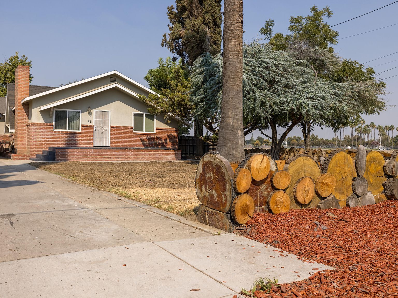 1149 N E St Tulare, CA 93274 - Thumbnail 5