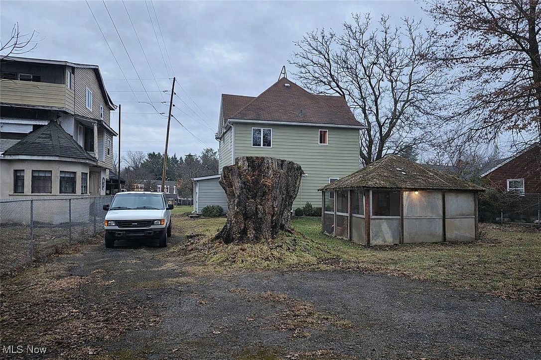 279 Coitsville Rd Campbell, OH 44405 - Thumbnail 5