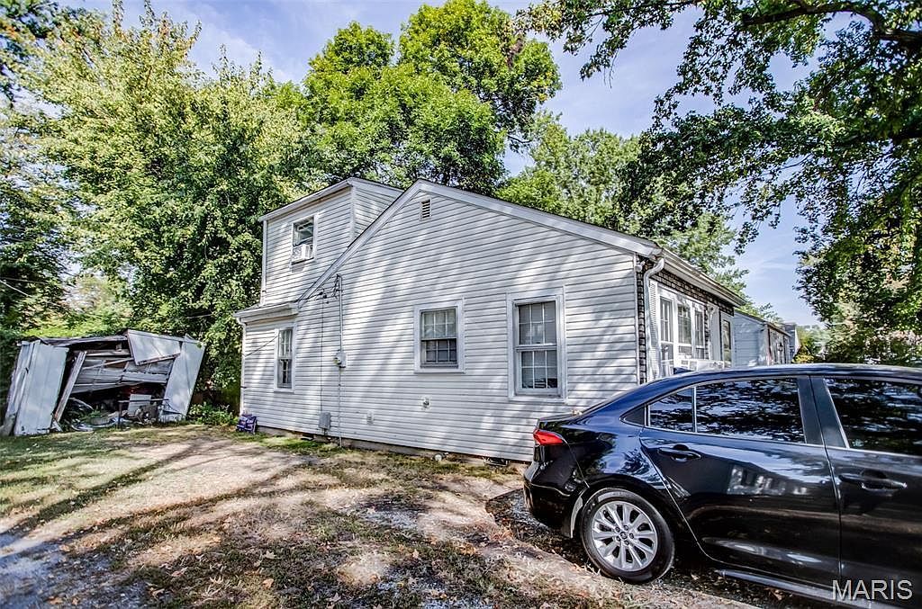 959 Green Mount Ln Belleville, IL 62220 - Thumbnail 5