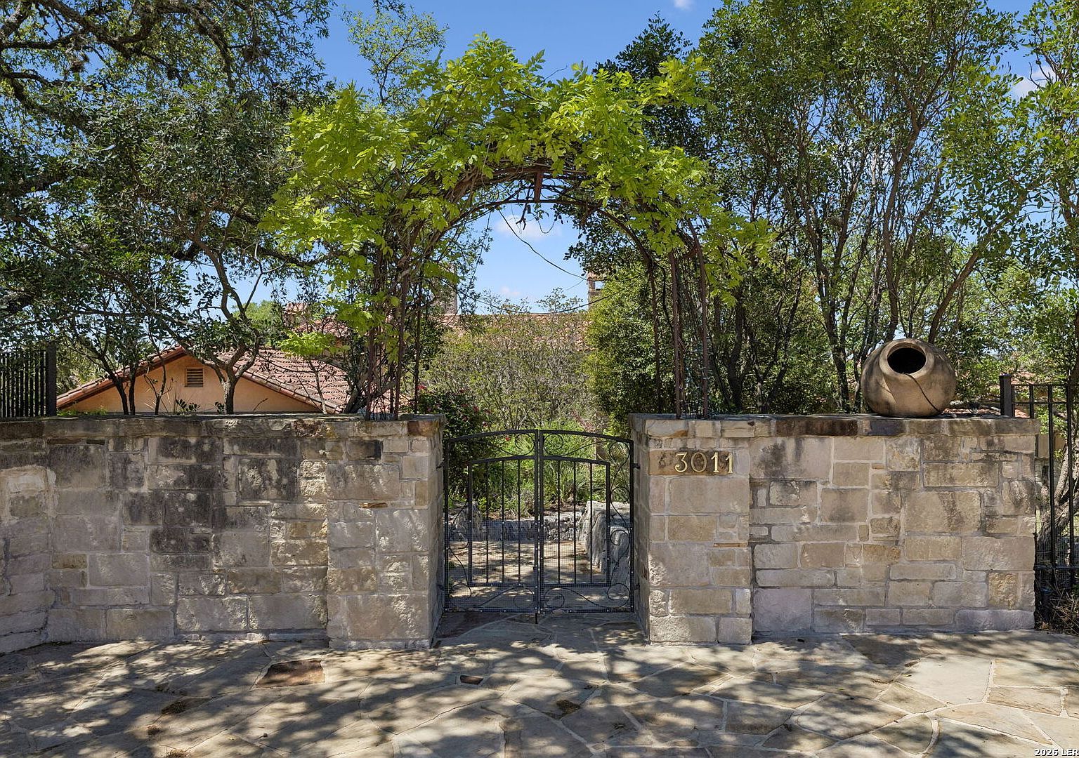 3011 Rustlers Trl San Antonio, TX 78245 - Thumbnail 5