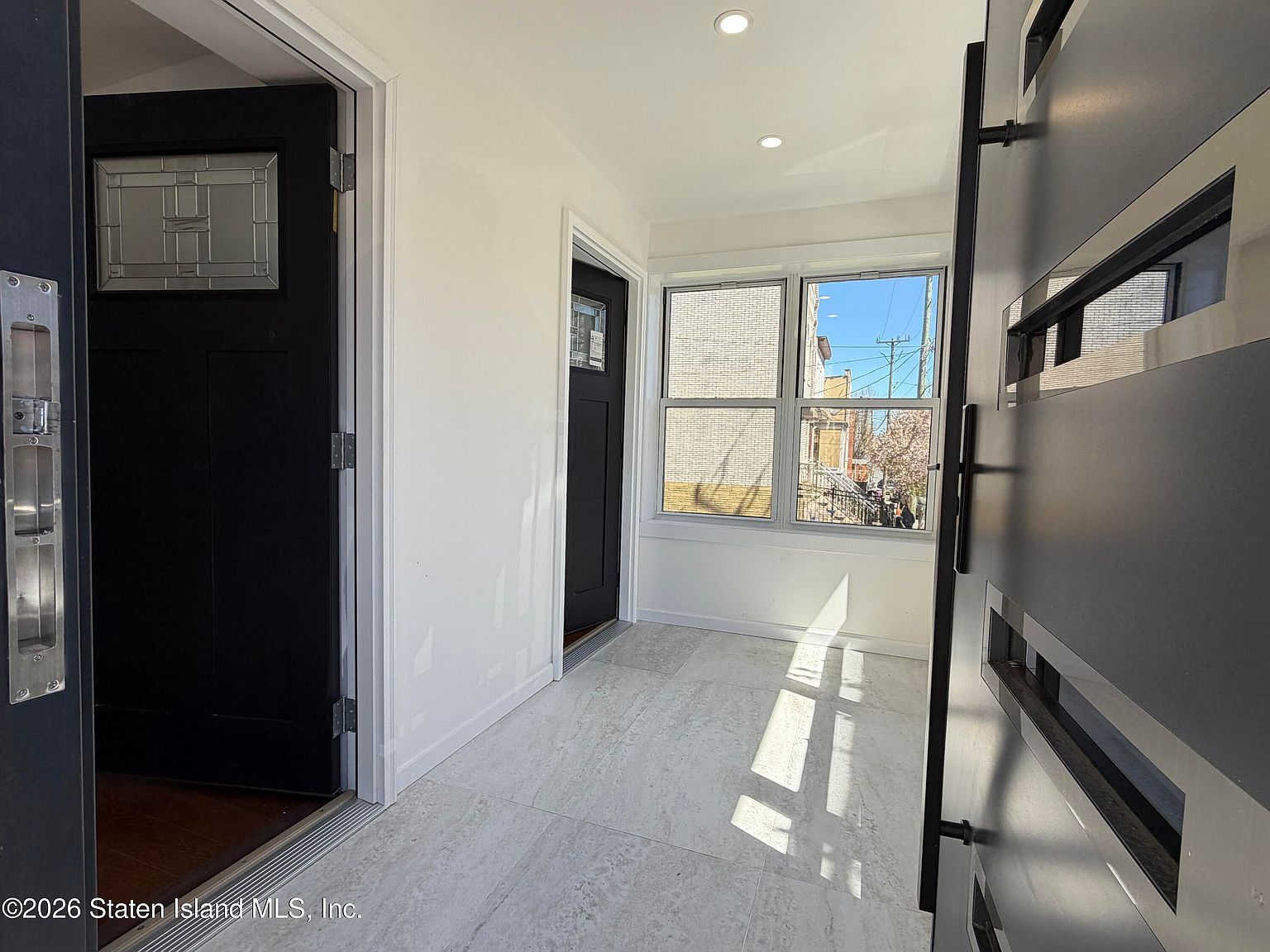 189 Saint Marys Ave Staten Island, NY 10305 - Thumbnail 5