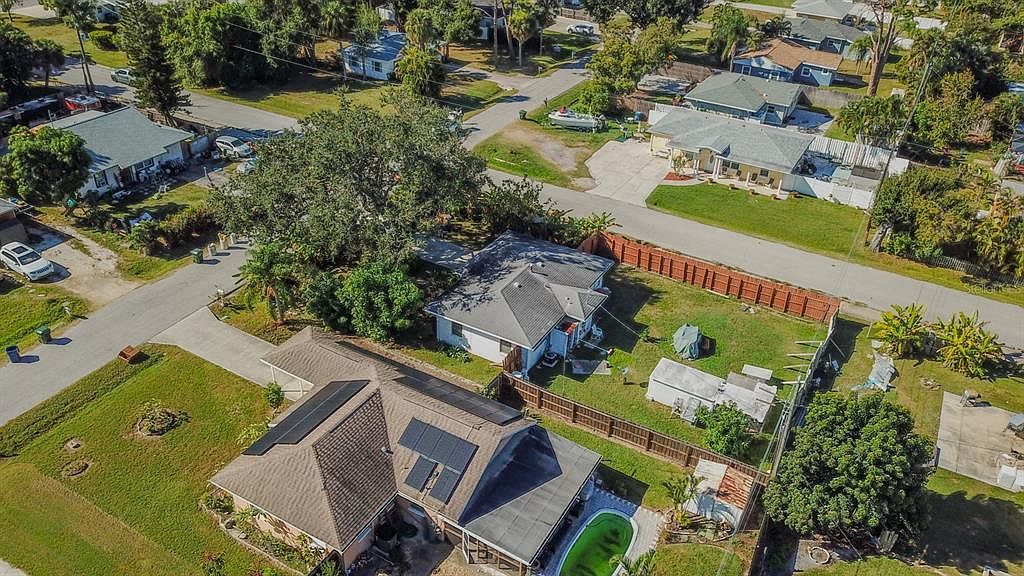 3305 Williamsburg St Sarasota, FL 34231 - Thumbnail 5