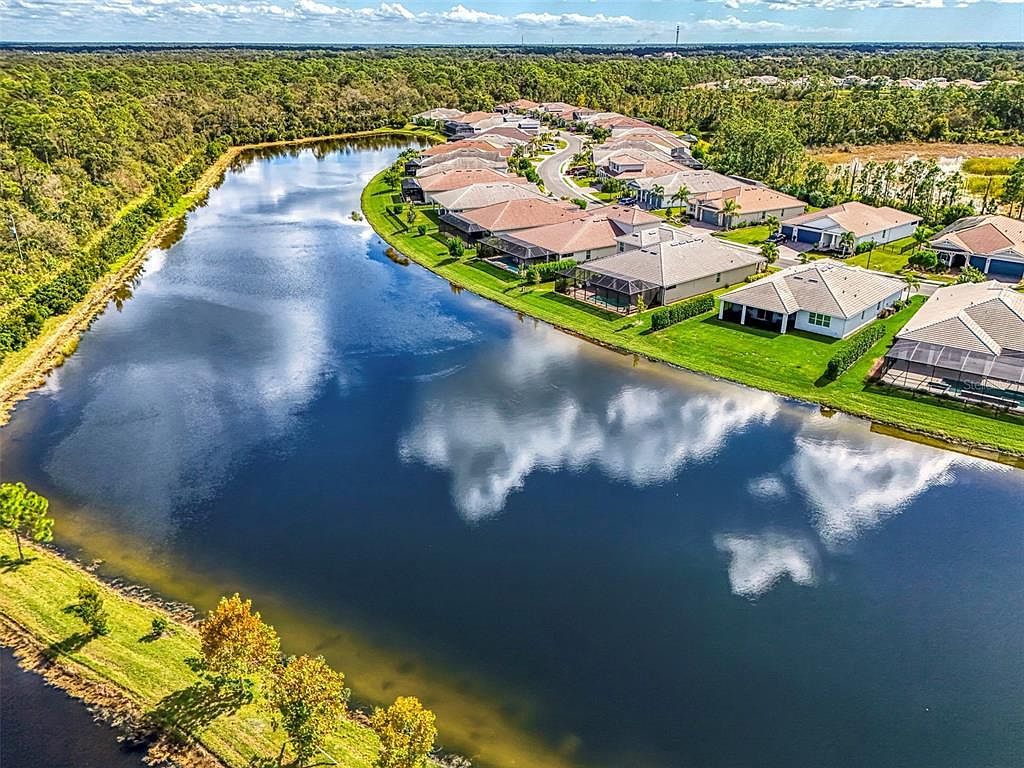 560 Mistiflower Cir Nokomis, FL 34275 - Thumbnail 5