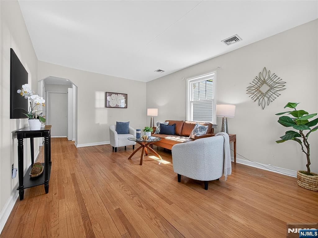 832 Summit Ave Hackensack, NJ 07601 - Thumbnail 5