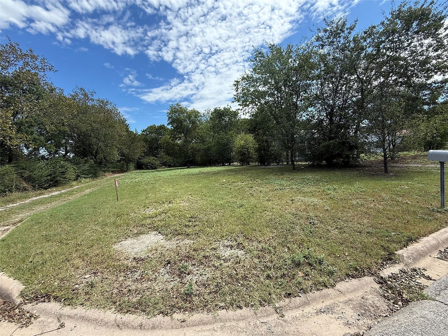 1721 N Hoard Ave Sherman, TX 75090 - Thumbnail 5