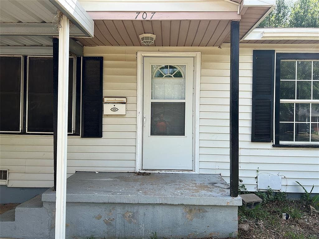 707 S 2nd St Yukon, OK 73099 - Thumbnail 5