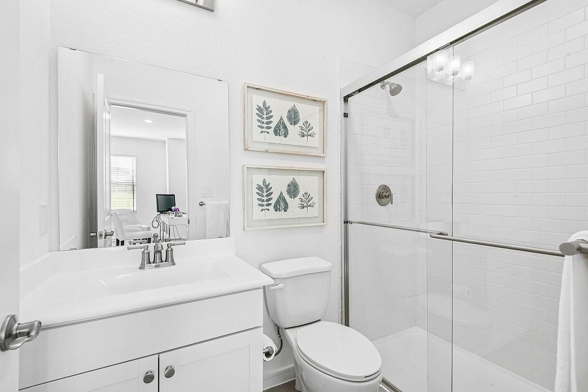 901 Kingwood Dr League City, TX 77573 - Thumbnail 5