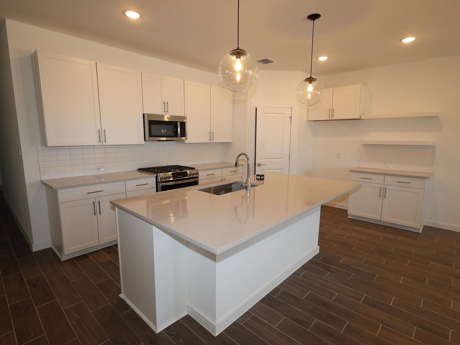 7914 Jasper Meadows Way Angleton, TX 77515 - Thumbnail 5